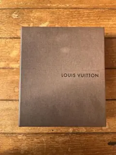 Item thumbnail for item 61140392-ffdd-4875-b38d-652c936c02db