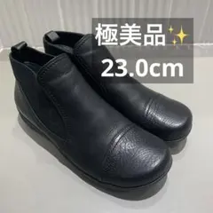 極美品✨ミスキョウコ　4E レザー　本革　コンフォート　黒　23cm サイドゴアのサムネイル