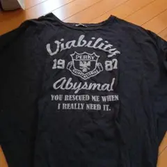 Perky ブラック Tシャツ グラフィックプリント