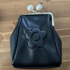 マリークワント マリクワ エンボスデイジーパール がま口 ポーチ ブラック