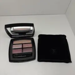 CHANEL LES BEIGES アイシャドウパレット　クールドゥシャネル
