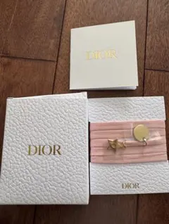 Dior ピンク 星と円チャーム