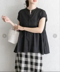 アーバンリサーチドアーズ　コットンボイルサイドギャザーブラウス