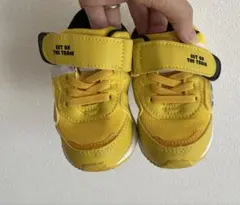 バースデイ 電車 踏切 スニーカー