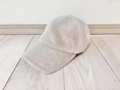 GU ライトグレー ファーキャップのサムネイル