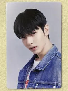 スビン　トレカ　yzy一直娯　中国TXT Thursday'sChild