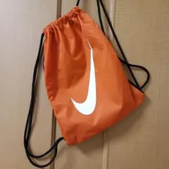 ナイキ NIKE ナップサック オレンジ×ブラック 黒のサムネイル
