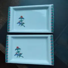 銘々皿 ２枚 植物柄