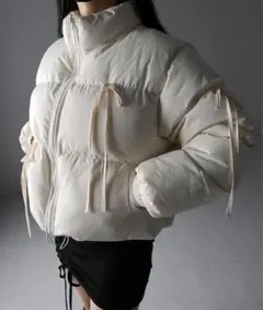 アイボリー ダウンジャケット