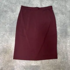 タイトスカート 膝丈　ボルドー　オフィス　カジュアル　ベーシック　きれいめ