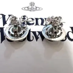 VivienneWestwood プチオーブピアス