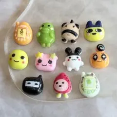 【 新品 】大人気❣️ たまごっち 全種 ネイルパーツ