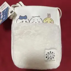 GU ショルダーポーチ　Chiikawa オフホワイト