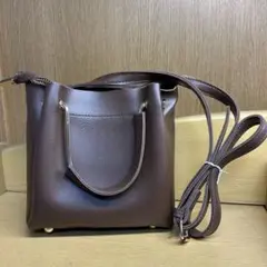 【ほぼ未使用！】ブラウン 肩掛け ショルダーバッグ ハンドバッグ 合成皮革