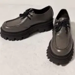 希少　ザラ　チャンキーモックトゥシューズ　カーキ　厚底　レースアップ　44