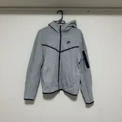 Nikeナイキ　テックフリース