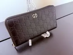 GUCCI ブラックレザー 長財布 GGパターン