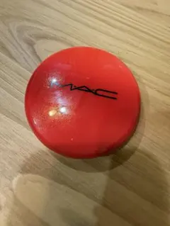 MAC エクストラディメンション スキンフィニッシュ ショーゴールドのサムネイル