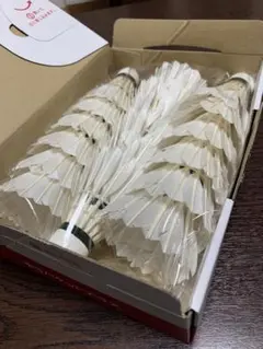 バドミントンシャトル 18個入り 羽根シャトル