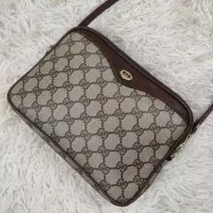 本物　GUCCI グッチ　PVC カバン　バッグ　ショルダー　大容量 黒 GUCCI グッチ GGプラス ショルダーバッグ レディース PVC レザー