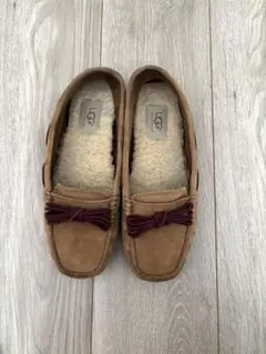 <新品未使用>UGG☆W MEENA モカシン サイズ6.5 2025年最新】ugg meenaの人気アイテム - メルカリ