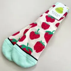 WOVEN PEAR 靴下 クルーソックス レディース メンズ イチゴ 赤 白