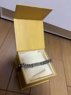 ブレスレット