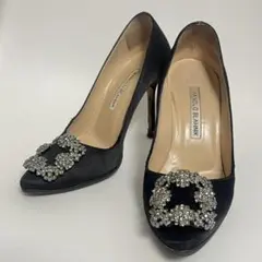 Manolo Blahnik ハンギシ パンプス ビジュー ブラック 35のサムネイル