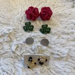 ピアスセットまとめ売りです。