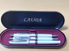 Item thumbnail for item e3ada835-9697-490f-8446-4ec6c077e6ec