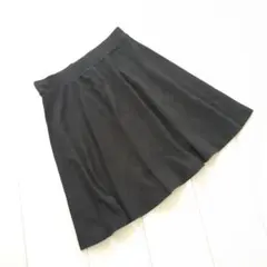 UNIQLO　フレアスカート　ブラック