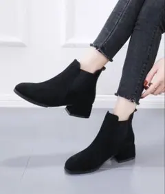 ブラック スエード サイドゴア ショートブーツ