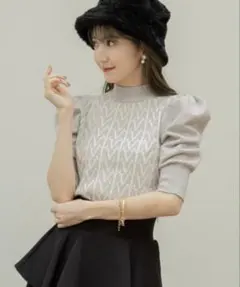 VIOLETTA モノグラムロゴニットトップス