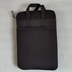 無印良品、タブレット用メッシュケース 黒（11型）