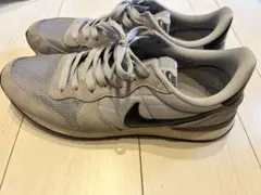 中古品NIKE ナイキインターナショナリストスニーカーシューズ28.5センチ