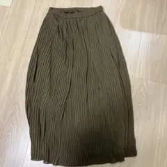 ユニクロ UNIQLOプリーツロングスカート ブラウン Mサイズ