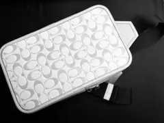 COACH エンボスロゴ ショルダーバッグ ブランド セール品 最終値引き