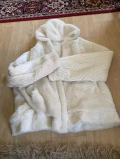 ホワイト フリースジャケット