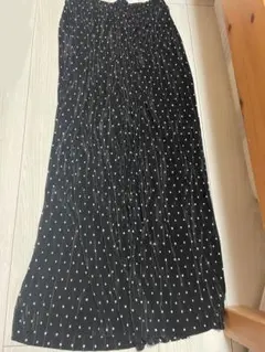 黒 水玉模様 プリーツロングパンツ