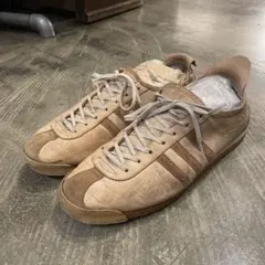 adidas Italia ベージュ スニーカー　古着