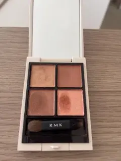 RMK シンクロマティック　アイシャドウパレットのサムネイル