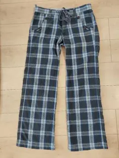 チェックパンツ