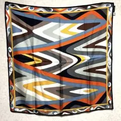 EMILIO PUCCI エミリオプッチ 大判シルクスカーフ 極美品¥88000 - メルカリ