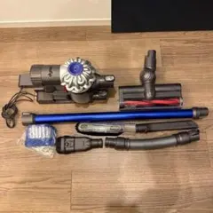 Dyson V6 コードレスクリーナー 本体 付属品セットのサムネイル