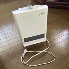スリーアップ 超薄型 パネルセラミックヒーター CH-AZ0697WH - メルカリ