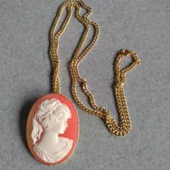 アンティーク　カメオ風　2WAYネックレス ペンダント兼ブローチ