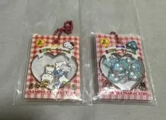 サンリオシャカシャカフレークシール風チャーム　ハンギョドン　ハローキティ