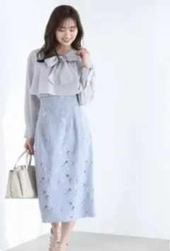 プロポーションボディドレッシング　花柄タイトスカート