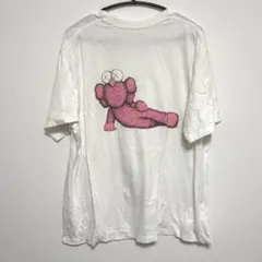 カウズ UNIQLO クルーネック Tシャツ XXL