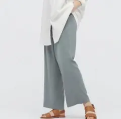 H*N様 美品　UNIQLO サテンリラックスストレートパンツ